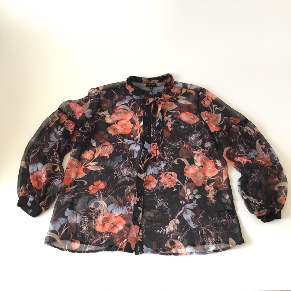 SALE 2/$20 Who What Wear Sheer Top Black Floral